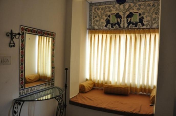 Hotel Minerwa Udaipur Room photo